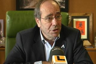 El alcalde de Fuenlabrada critica el replanteamiento de la Comunidad de Madrid respecto al cheque beb. 