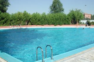 Parla abre este fin de semana las piscinas municipales del Polideportivo Francisco Javier Castillejo.