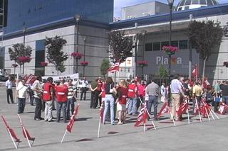 Huelga de empleados pblicos con ms de un 75% de seguimiento en el Sur de Madrid . 