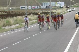 Contador desata la pasin por la bici en Pinto.